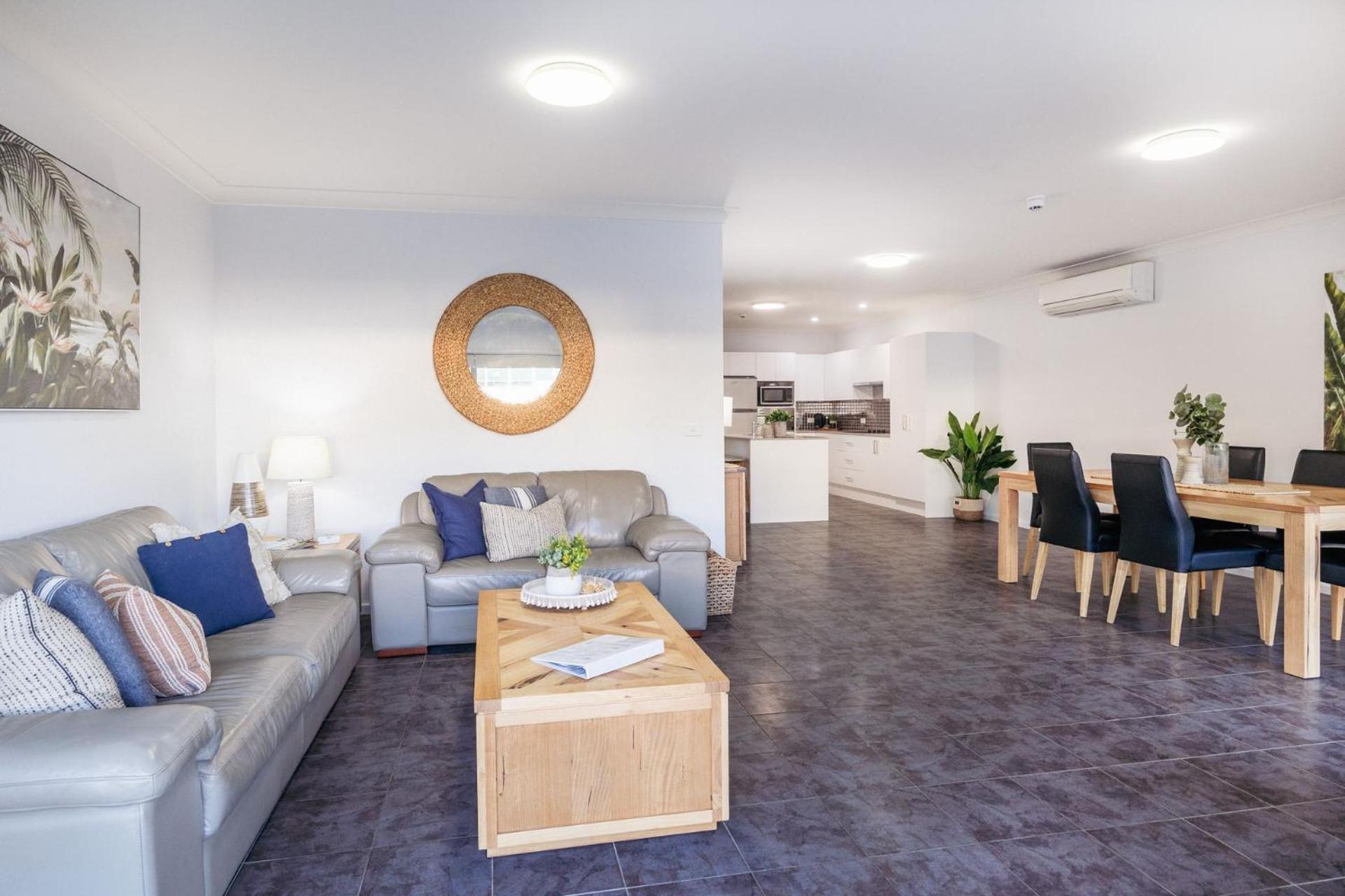 Mollymook Luxury Beachfront Apartment 3 מראה חיצוני תמונה